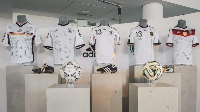 1711086955533054435.jpg 1711086955533054435.jpg