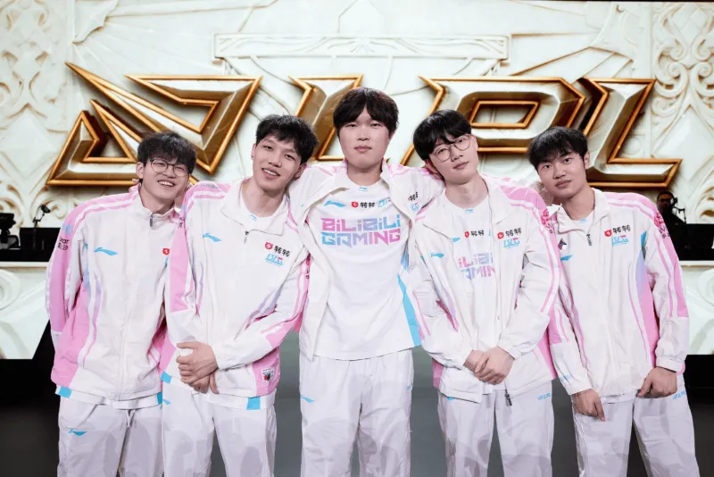 开云科技-官方发布BLG赛后返图：砥砺前行，逐梦巅峰