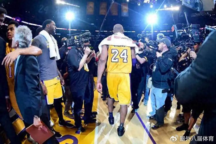 开云平台-科比的退役巡演相比与韦德的退役巡演有何区别？詹姆斯要当心了|科比·布莱恩特|德维恩·韦德|科比-布莱恩特|洛杉矶湖人队|nba_新浪体育_新浪新闻